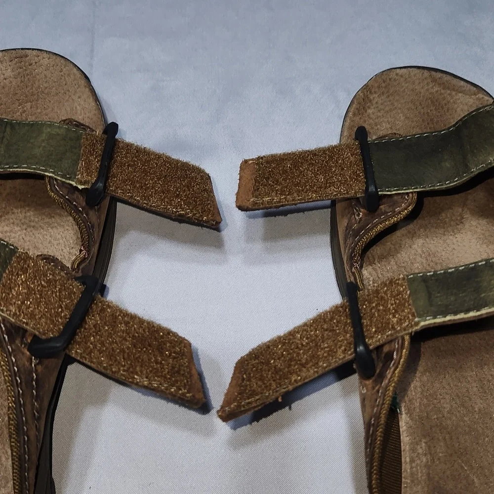 Dunham Men's Brown Leather Slide Sandals Adjustable Straps Size 13 D MCR444BR